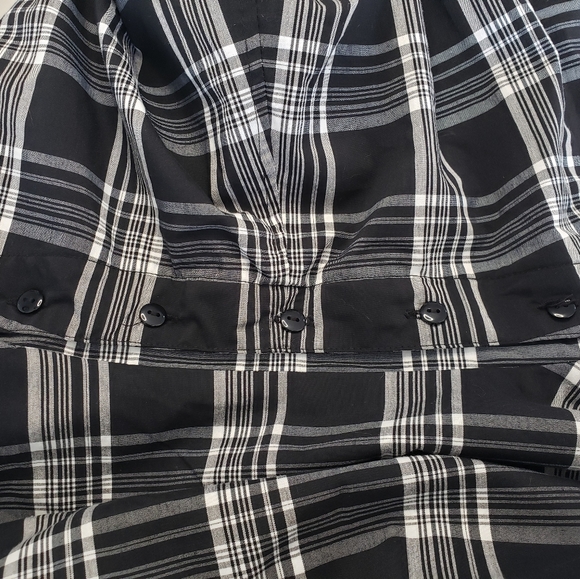 Short Sleeve Jacket - Picture 9 of 11